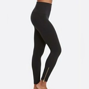 Spanx Look At Me Now Black Hi Rise Gold Ankle Zip Leggings  Womens S Small